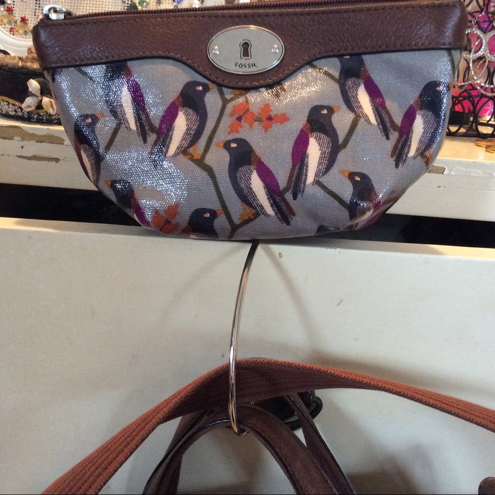 Fossil purse with make up bag